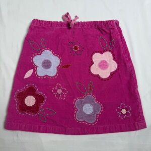 Mini Boden Fuchsia Pink Purple Corduroy Skirt with Flower Design size 7Y 8Y